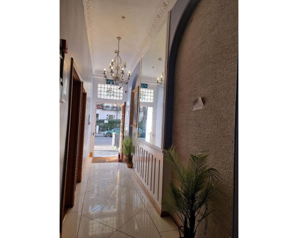 F201-Affordable Studio Near Hyde Park London Bagian luar foto